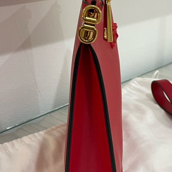 VERSACE RED Leather Wristlet/Crossbody Bag With 2 Removable Straps! New With Tag - Picture 7 of 14